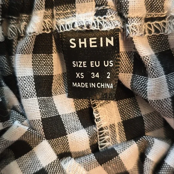 Black and White Gingham Romper - Picture 4 of 4